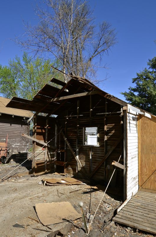 Prefabricated House Demolition